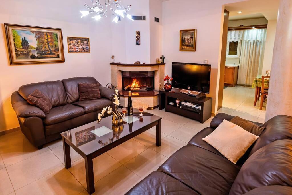 Art Antique Deluxe Villa เอียราเปตรา ภายนอก รูปภาพ