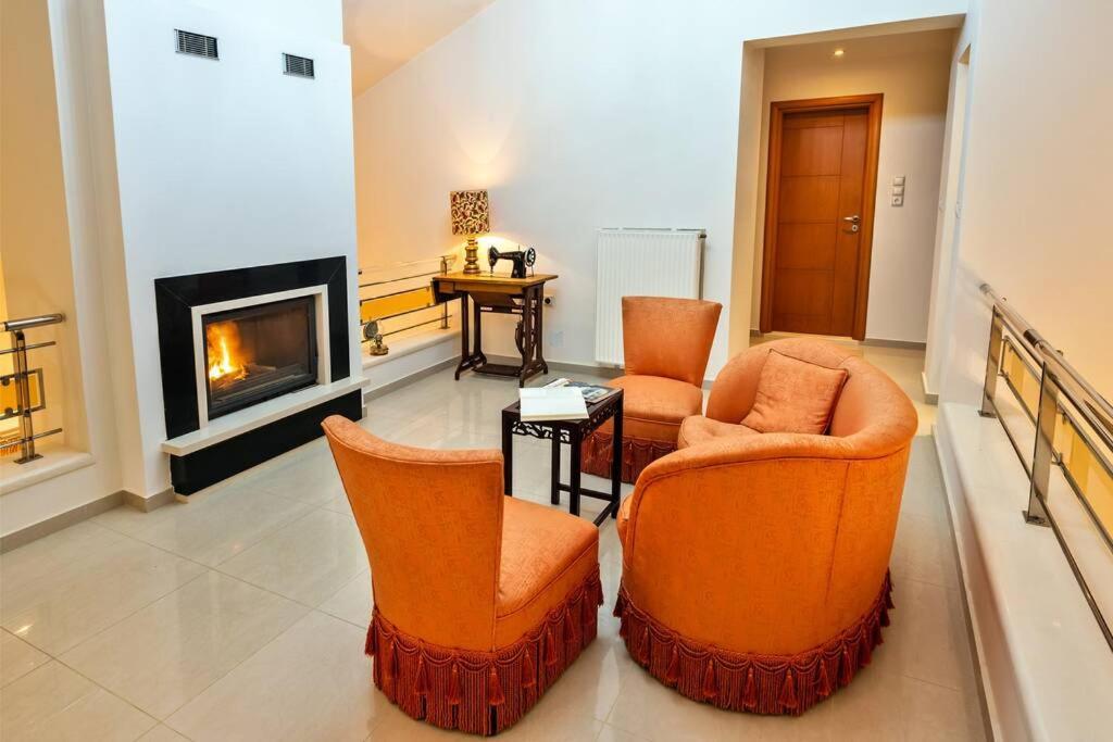 Art Antique Deluxe Villa เอียราเปตรา ภายนอก รูปภาพ